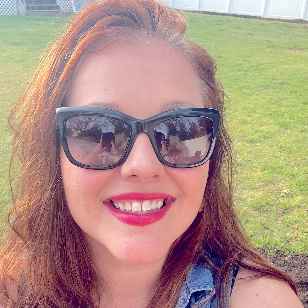 Meet your Posher, Christina